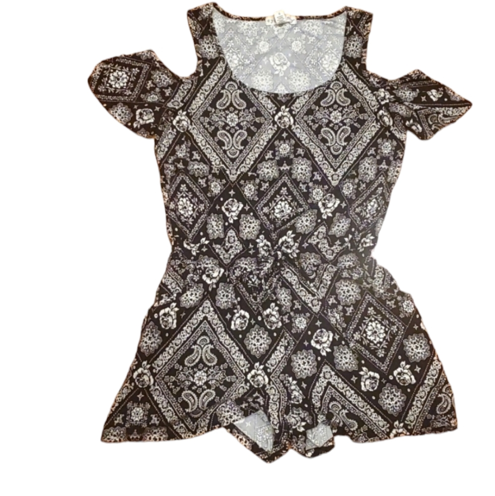 Eye Candy Romper size L